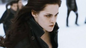 Box Office: 'Breaking Dawn 2' Bites Off $340.9M Global Opening Box Office: 'Breaking Dawn 2' Bites Off $340.9M Global Opening