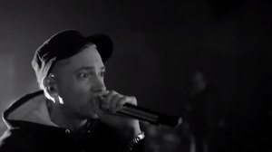 Syndrome Rejoins Eminem for Live Video Shoot at Inaugural YouTube Awards Syndrome Rejoins Eminem for Live Video Shoot at Inaugural YouTube Awards