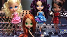 Planeta Junior Joins m4e’s ‘The Beatrix Girls’