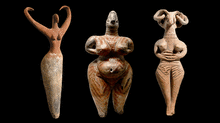 Dancing Goddesses: How Nina Paley Animated Stone Sculptures for ‘Seder-Masochism’
